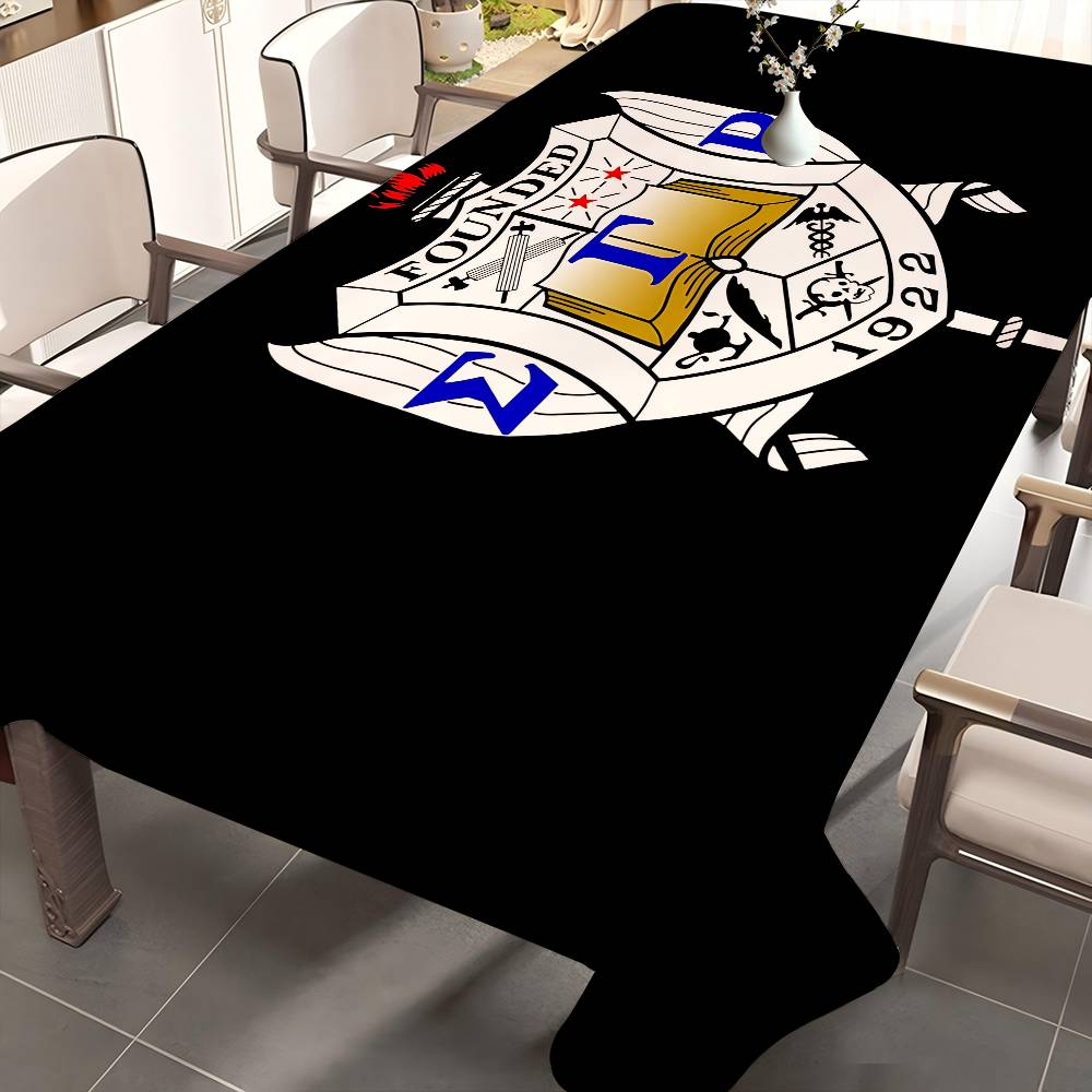 Home Textiles Today News - Скатерть с логотипом Sigma Gamma Rho